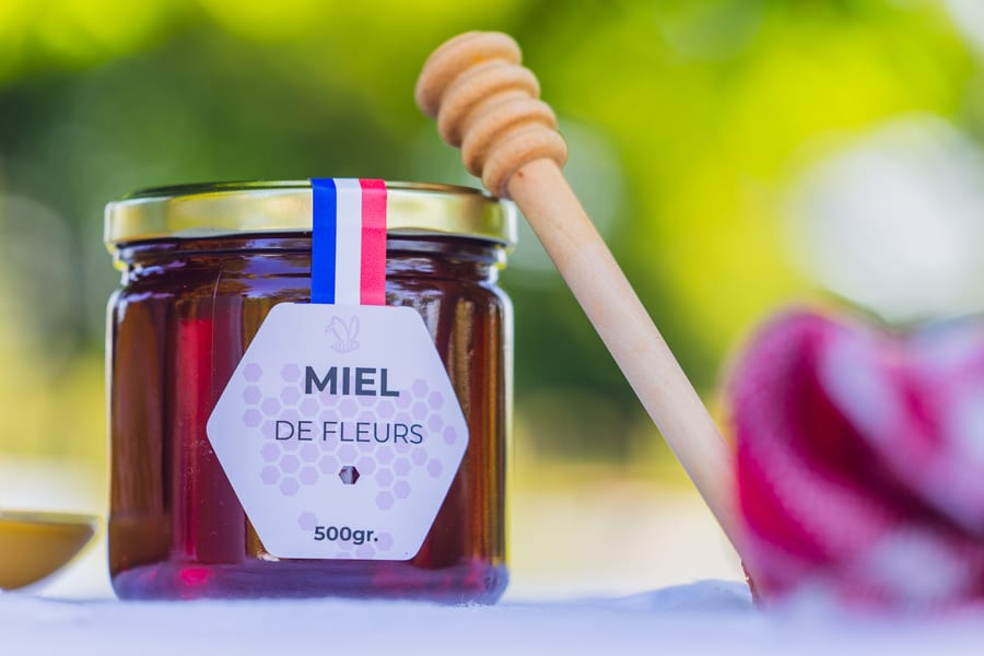 Mon miel a durci : est-il encore bon ?